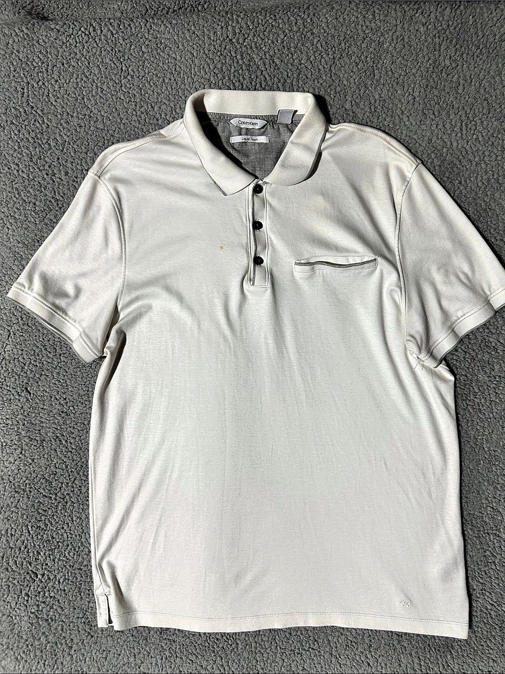 Calvin Klein Liquid Touch Men’s White Polo Shirt Pocket Short Sleeve Size M